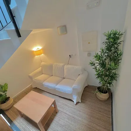 Felipe Anton شقة موتيكْتْساميل